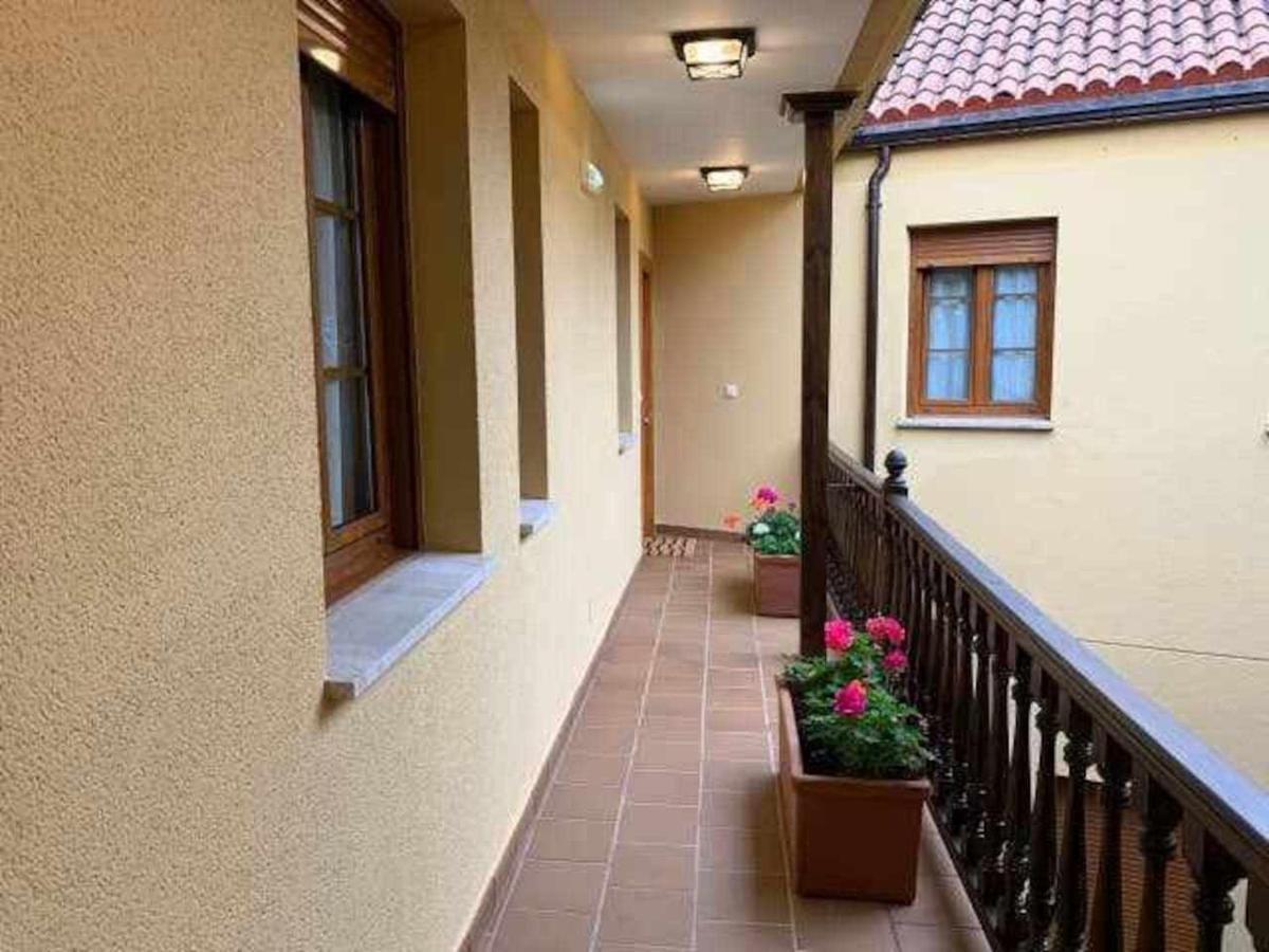 Cumbres De Los Picos Apartamento Los Abedules Poo  ภายนอก รูปภาพ